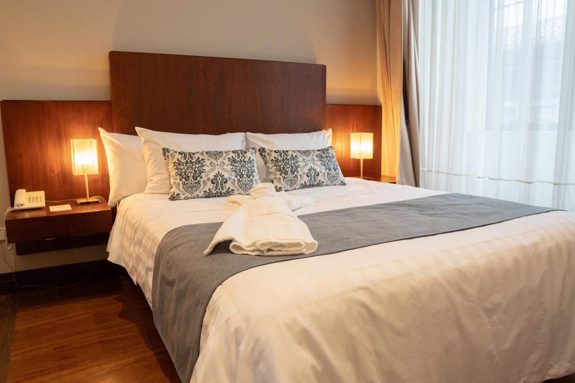 Parc Royale Suites Hotel Cuenca Zewnętrze zdjęcie